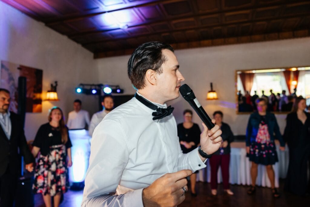 Hochzeitsmoderator Auswahl